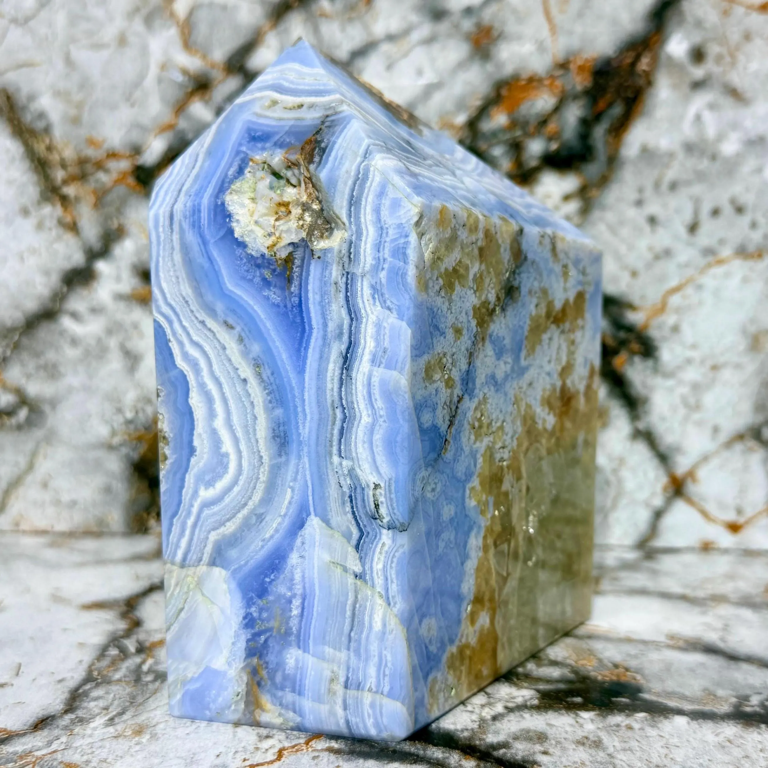 Natural raw stones