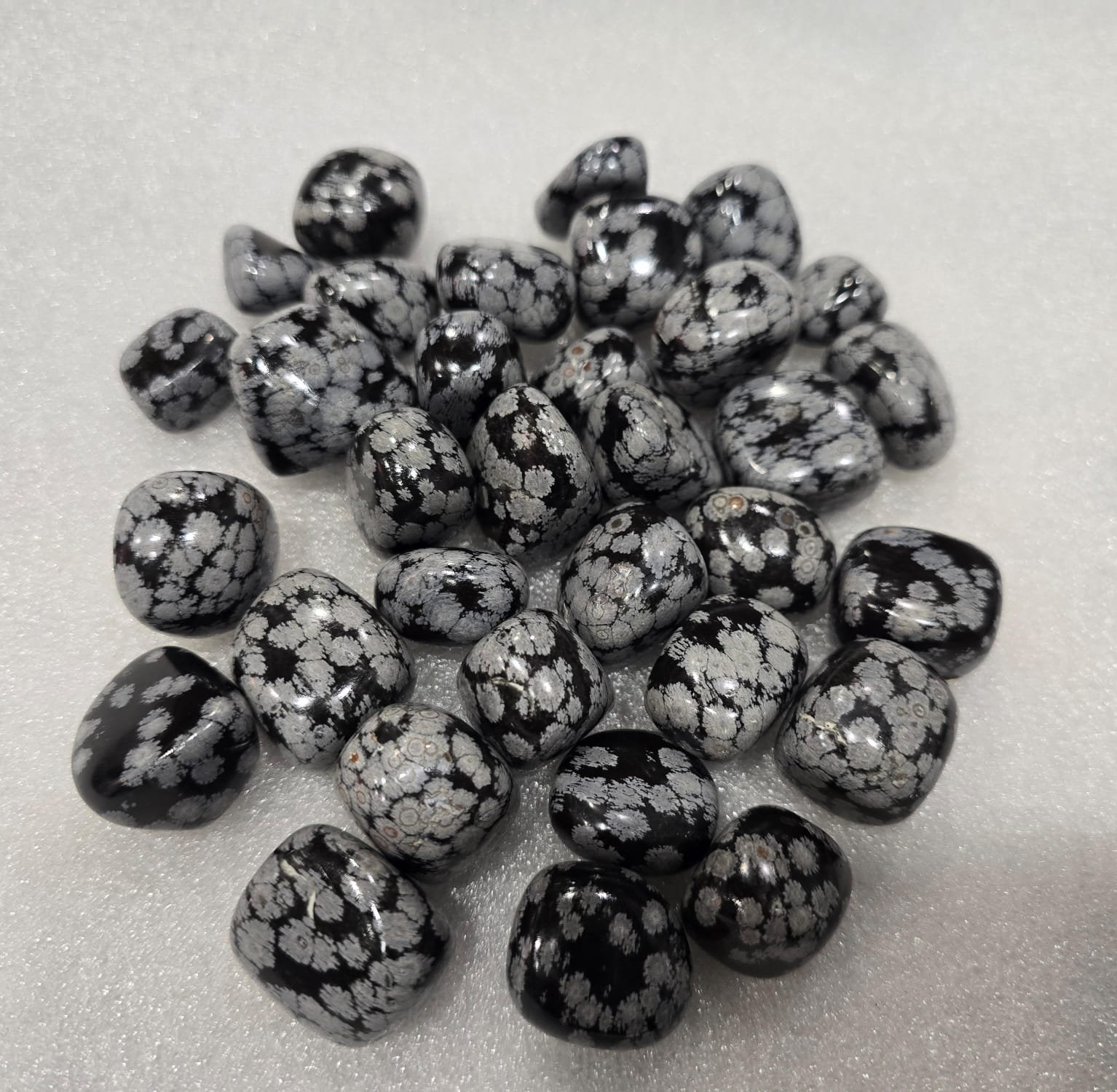 SNOW FLAKE OBSIDIAN TUMBLED STONE